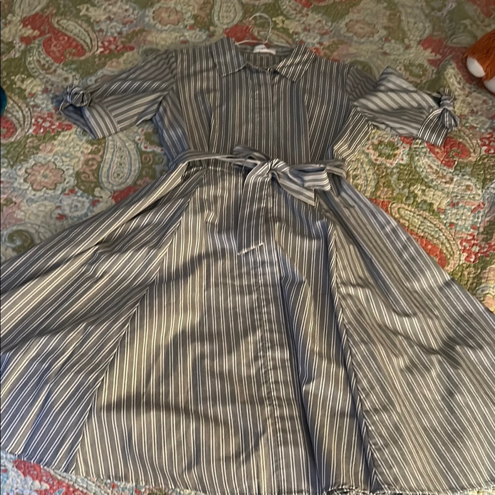 Striped Gray Midi Dress with Belt